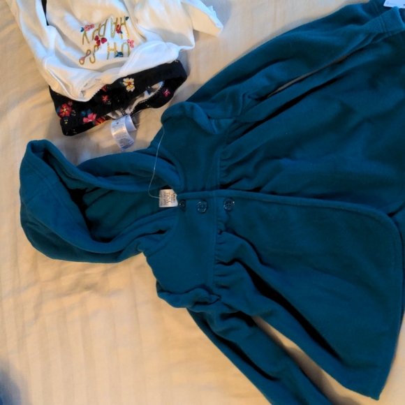 NWT Carter's Girls 18 Month 3 piece set - Picture 3 of 3